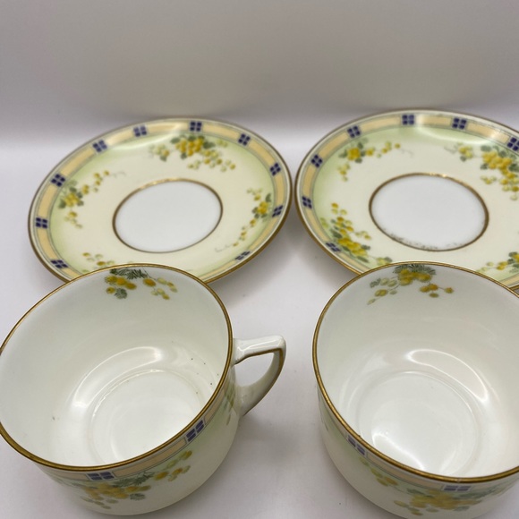 Set of 2 teacups w/ saucers. Antique Royal Doulton fine bone China. - Picture 5 of 8